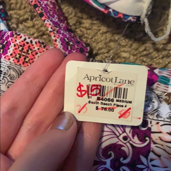 Bikini - Picture 6 of 6